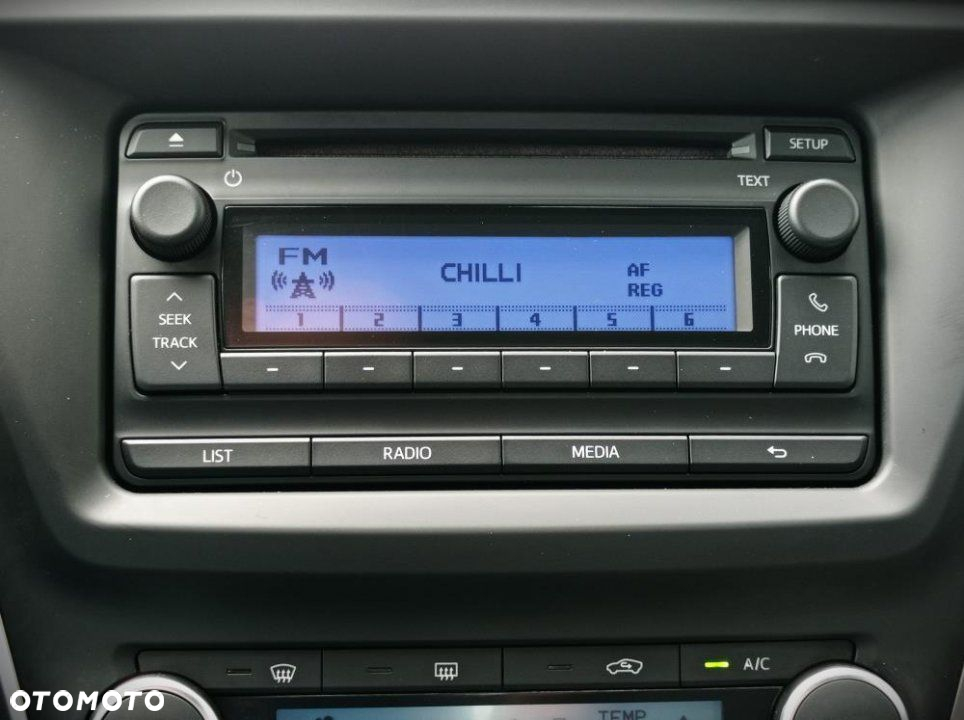 Toyota Avensis - 26