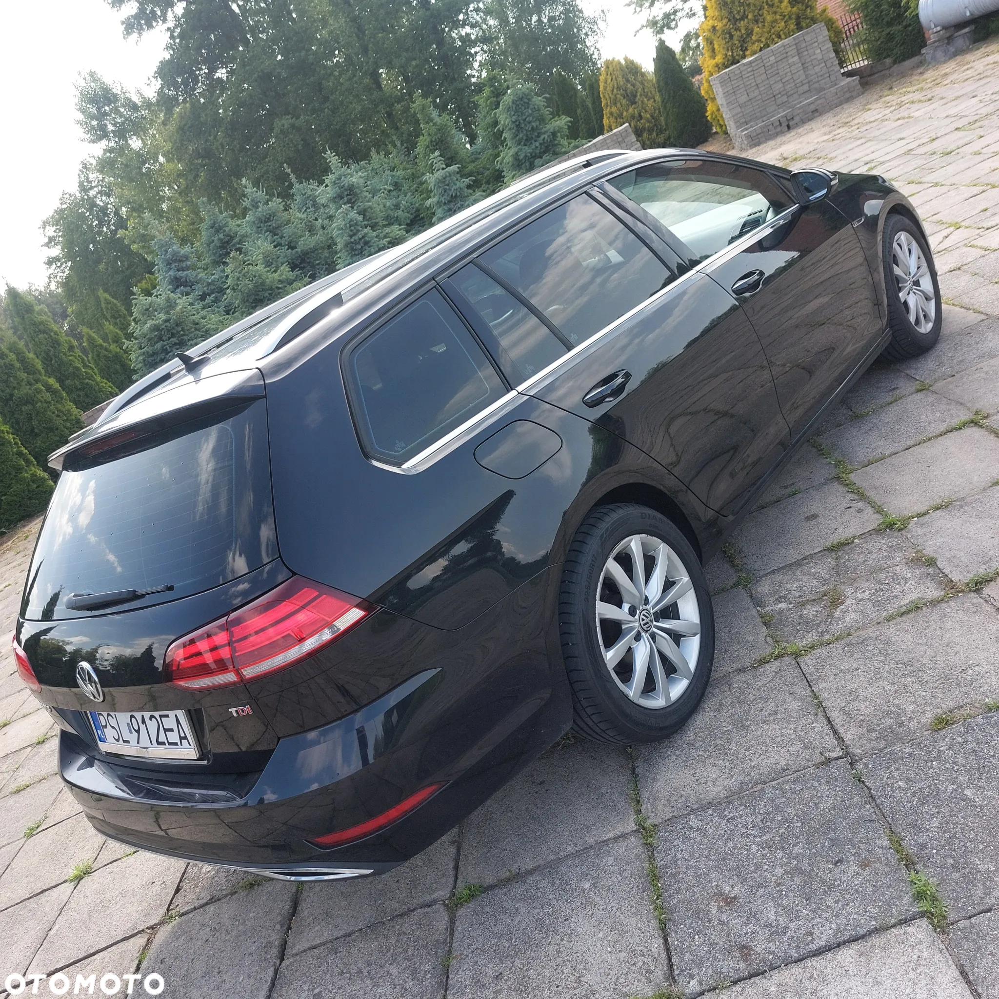 Volkswagen Golf - 31
