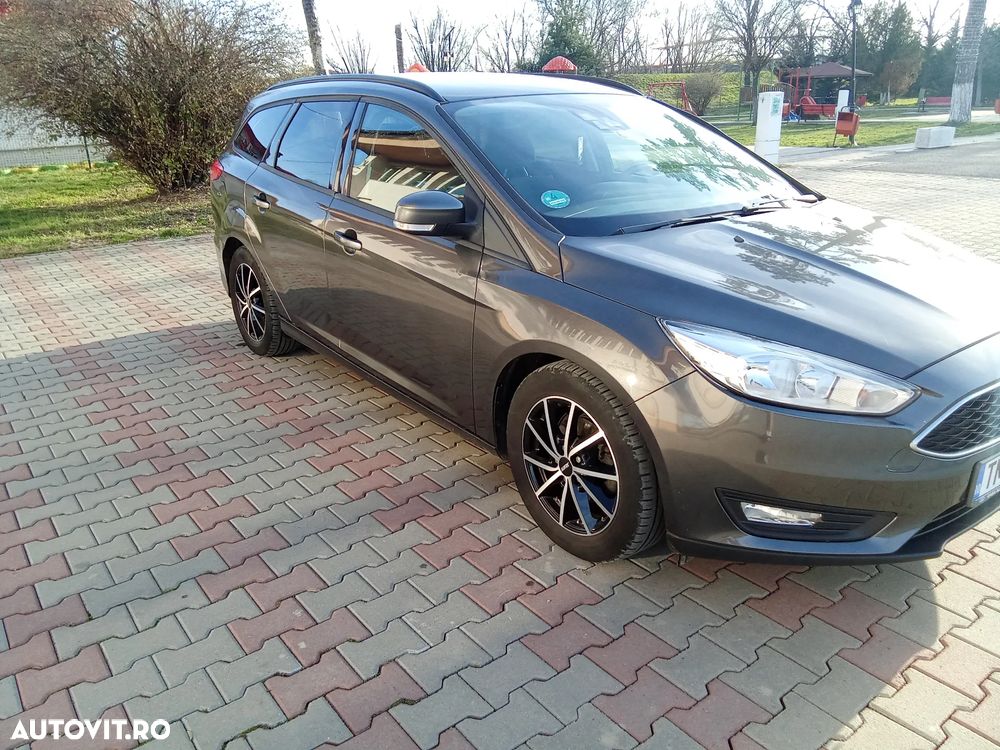 Ford Focus 1.5 TDCi DPF Start-Stopp-System Business - 2