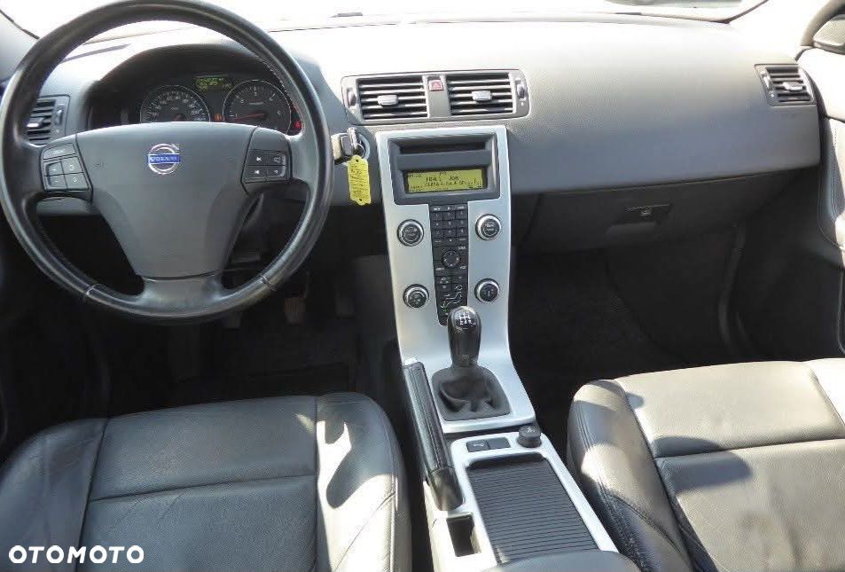 Volvo S40 1.6D - 8