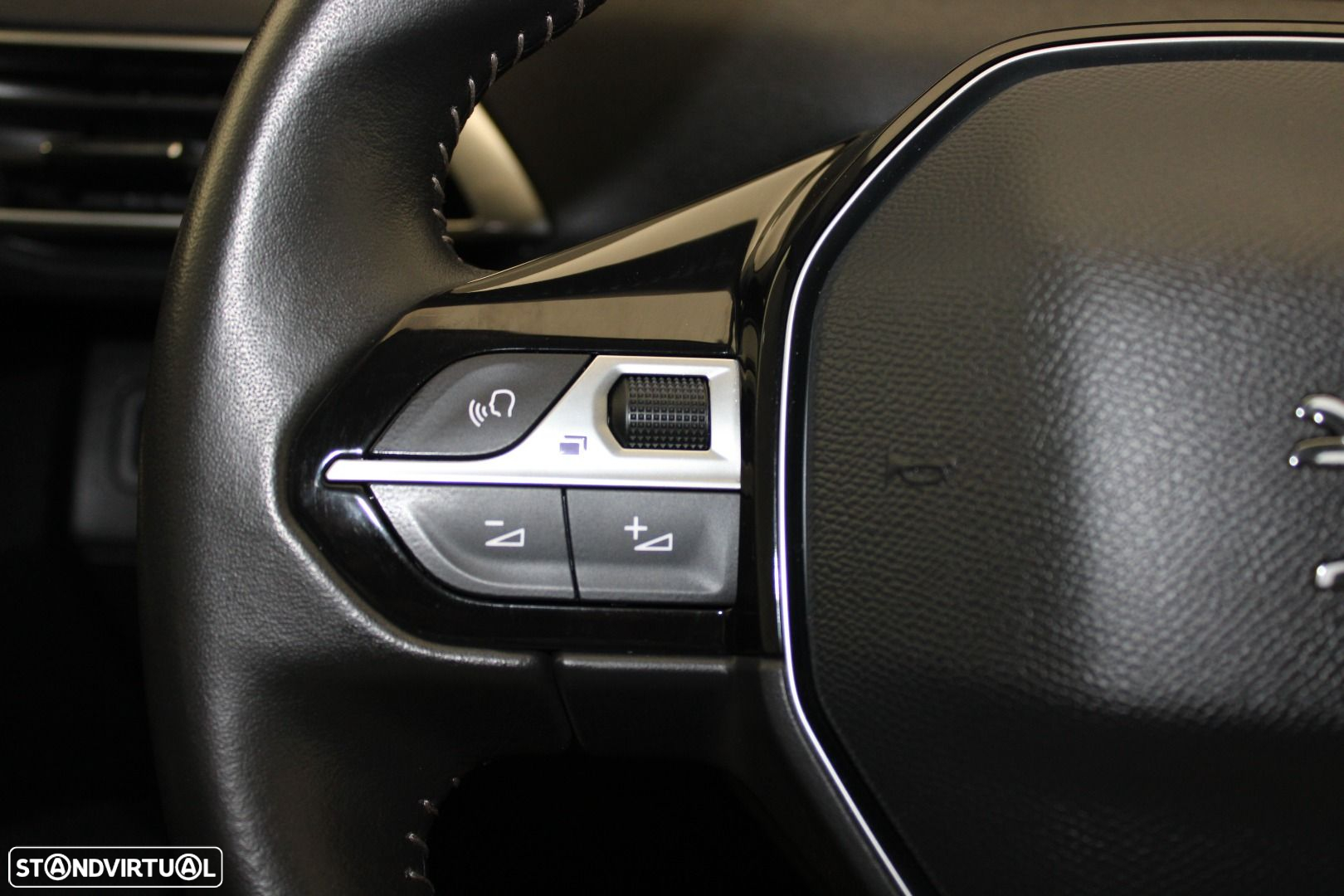 Peugeot 3008 1.5 BlueHDi Active - 12