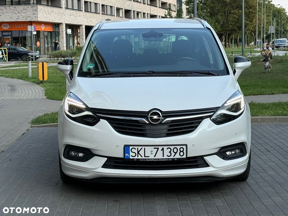 Opel Zafira - 2