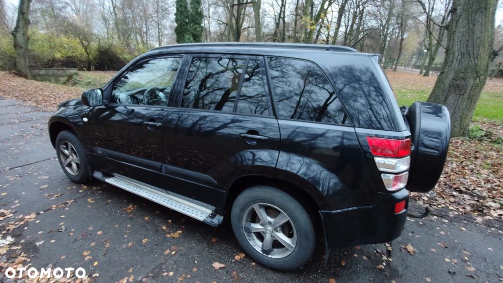 Suzuki Grand Vitara 2.0 20th Anniversary - 8