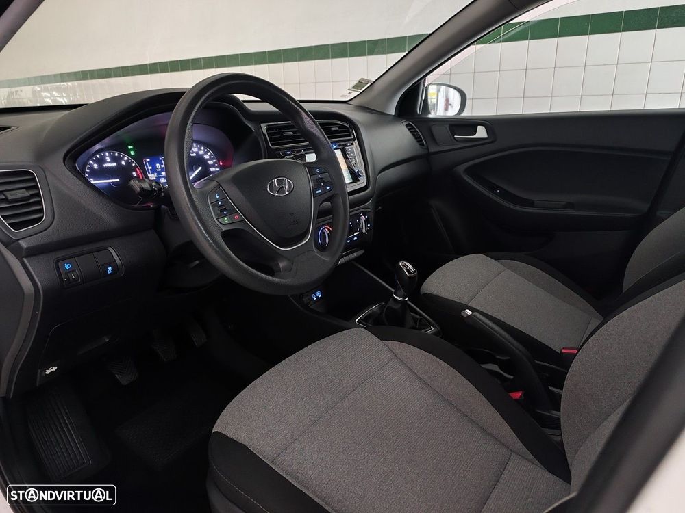 Hyundai i20 1.1 CRDi Blue Access+Bluetooth+Comandos no Volante - 8