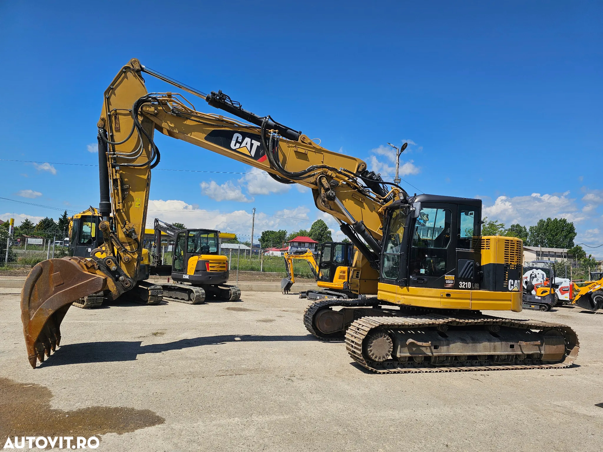 Caterpillar 321D LCR excavator pe senile compact cu 2 cupe - 13
