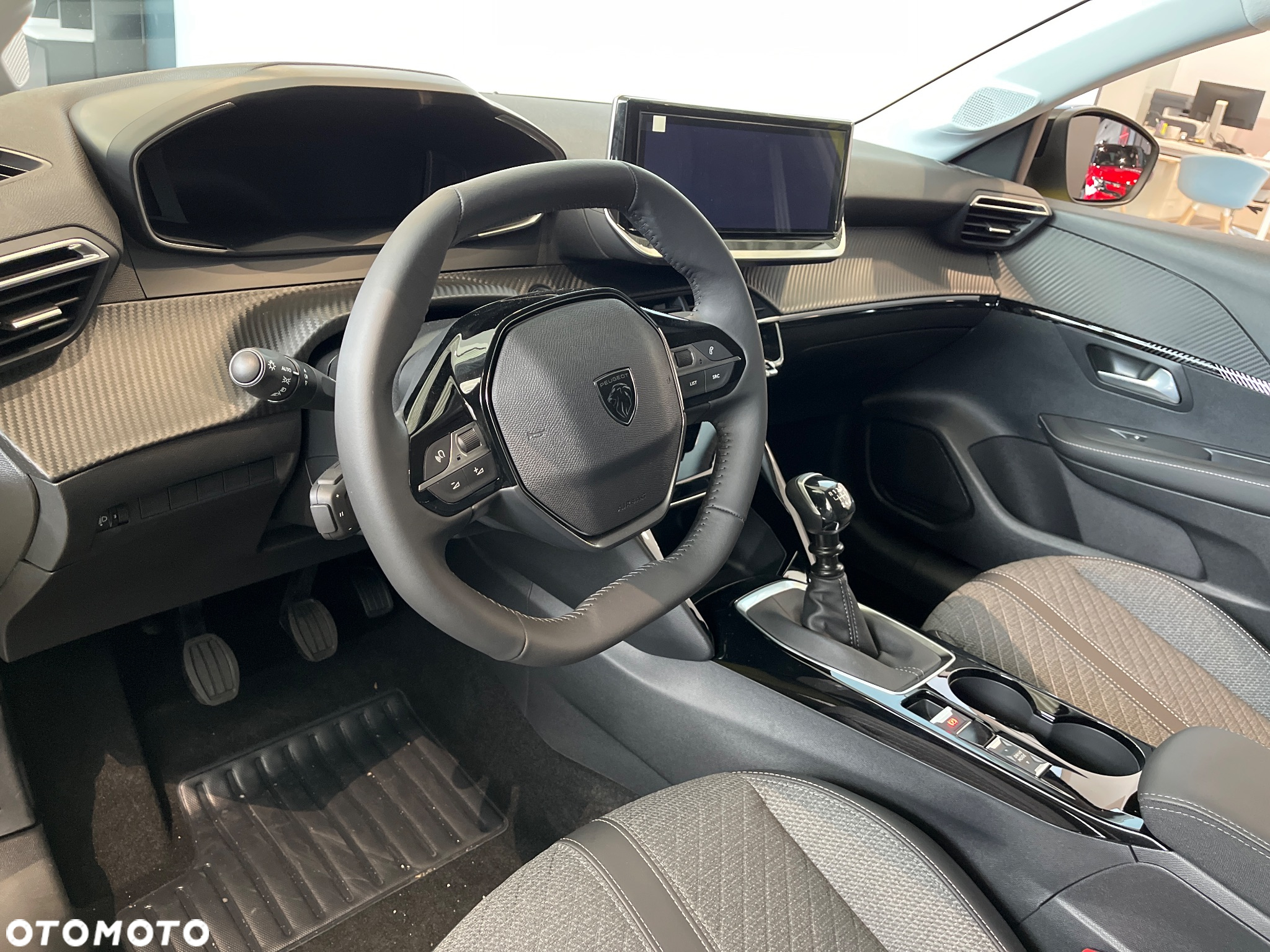 Peugeot 208 1.2 PureTech Allure S&S - 6