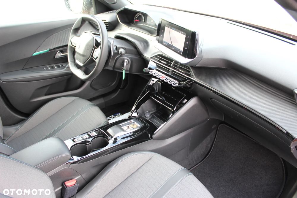 Peugeot 2008 1.5 BlueHDi Allure S&S EAT8 - 8