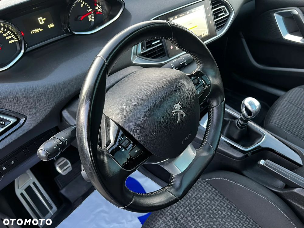 Peugeot 308 - 13