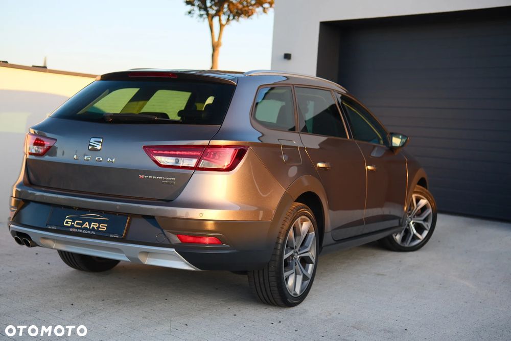 Seat Leon 2.0 TDI DPF Start&Stop DSG XCELLENCE - 18