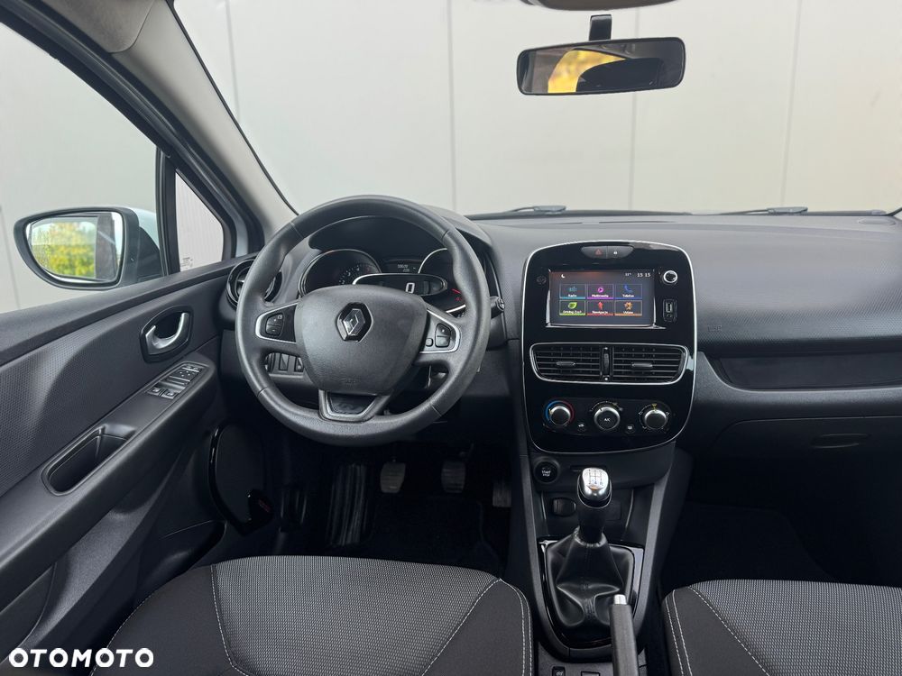 Renault Clio - 14