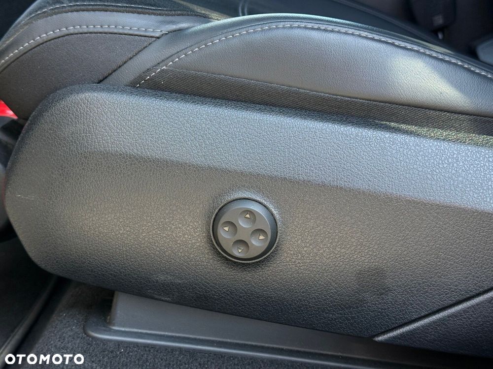 Mercedes-Benz GLC 220 d mHEV 4-Matic AMG Line - 18