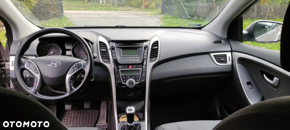 Hyundai i30 1.6 GDI Premium - 8