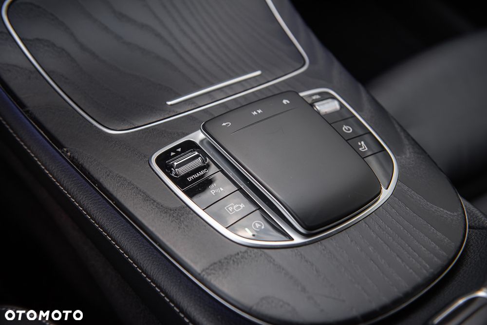 Mercedes-Benz Klasa E 200 d Avantgarde - 28
