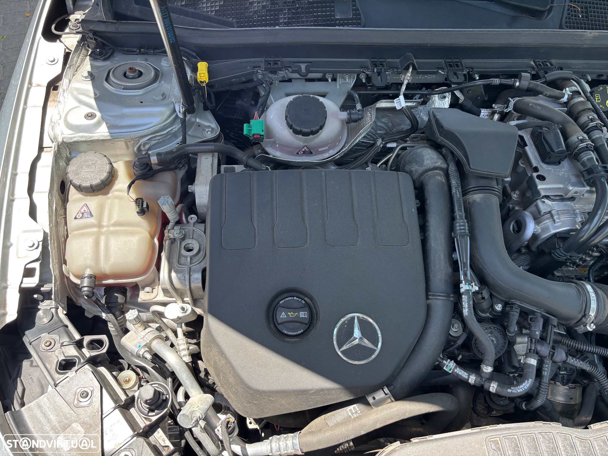 Mercedes-Benz CLA 250 - 32