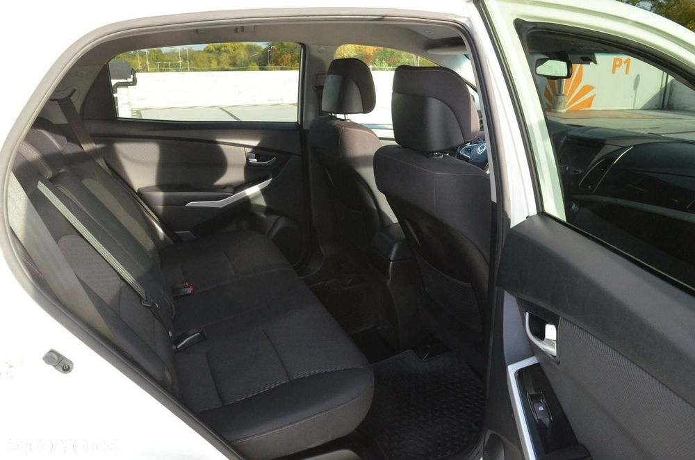 SsangYong/KGM Korando 2.0 Quartz 2WD - 32