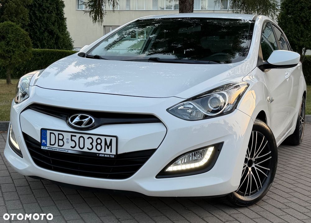 Hyundai i30 1.4 Fifa World Cup Edition - 18