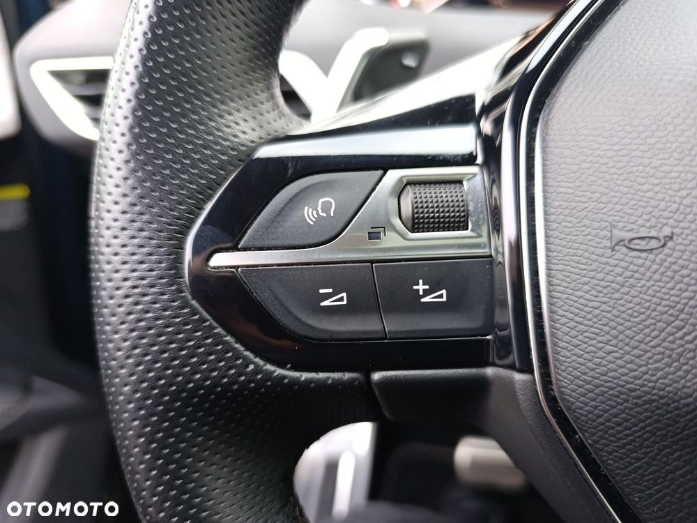 Peugeot 5008 1.6 PureTech GT Pack S&S EAT8 - 20