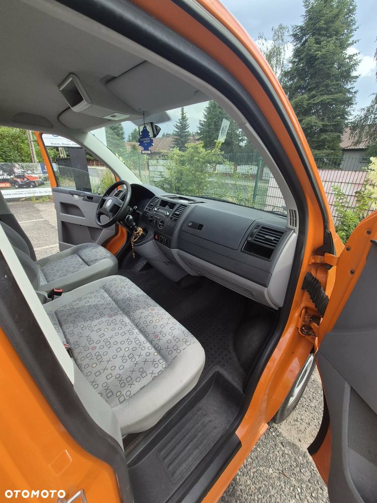 Volkswagen Transporter - 3