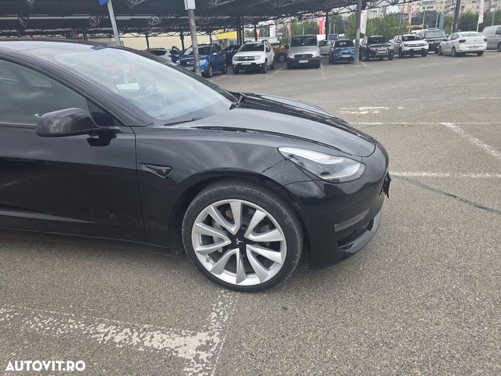 Tesla Model 3 - 20