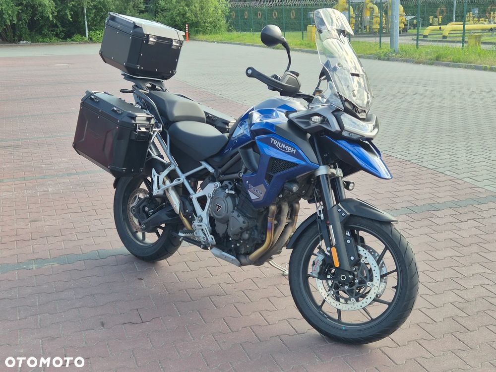 Triumph Tiger - 1