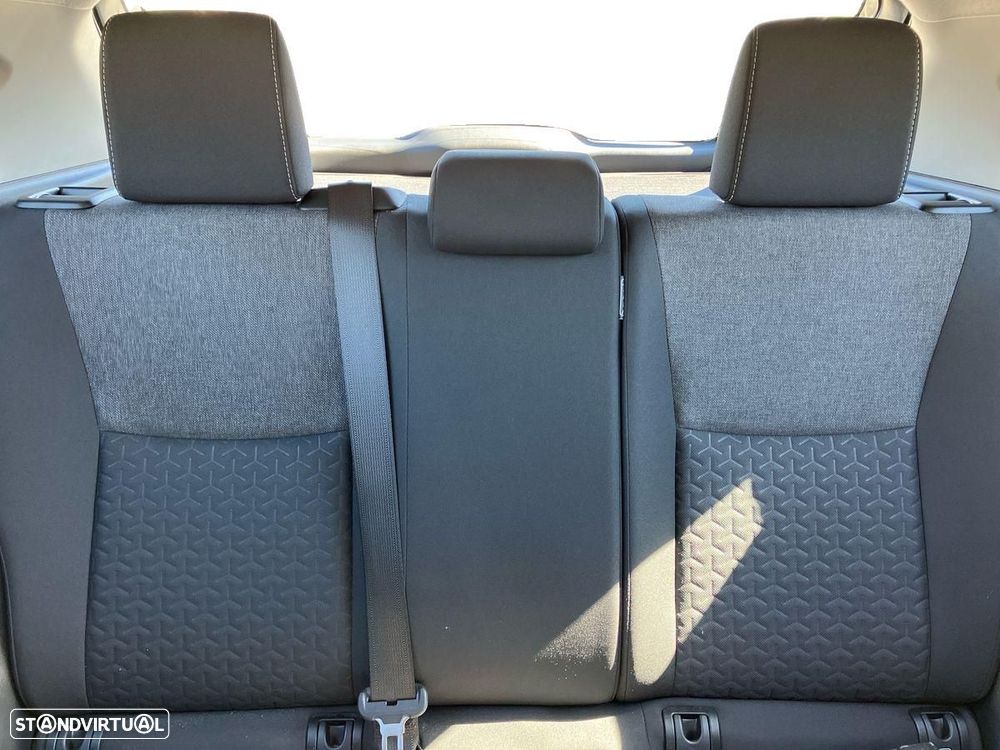 Toyota Yaris Cross 1.5 HDF Comfort Plus - 19