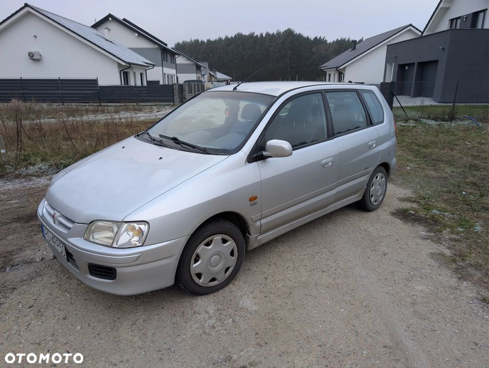 Mitsubishi Space Star 1.8 GDI GLX - 3