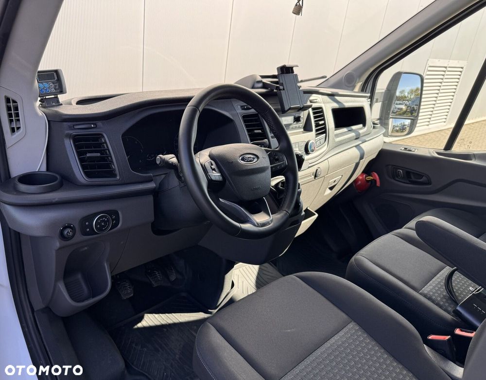 Ford transit - 13