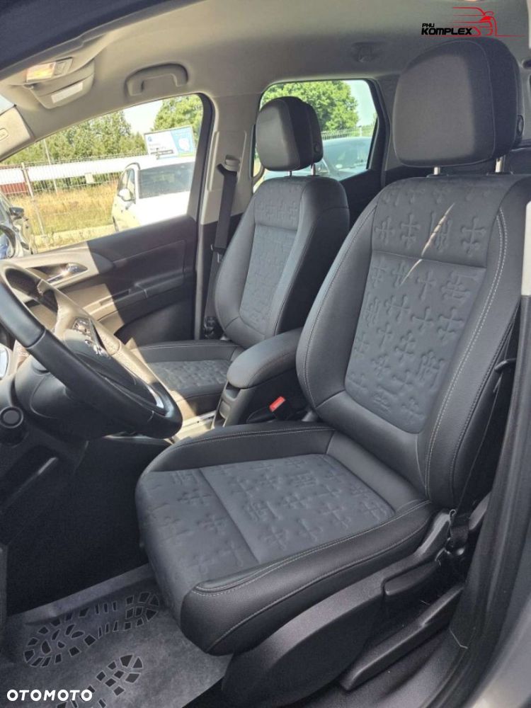 Opel Meriva - 8