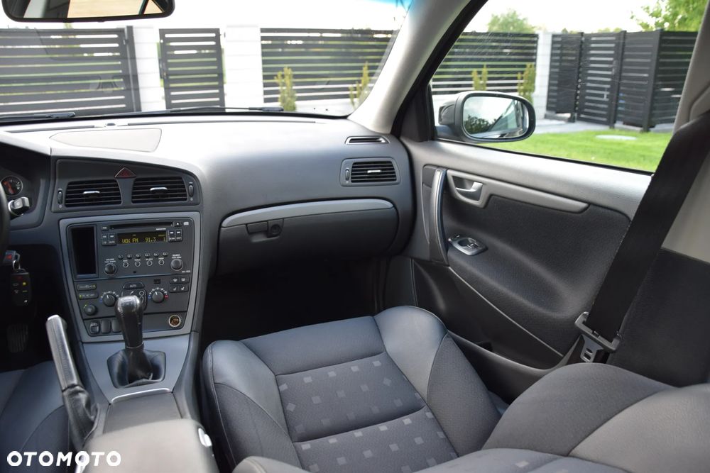 Volvo S60 2.5 T Kinetic - 31