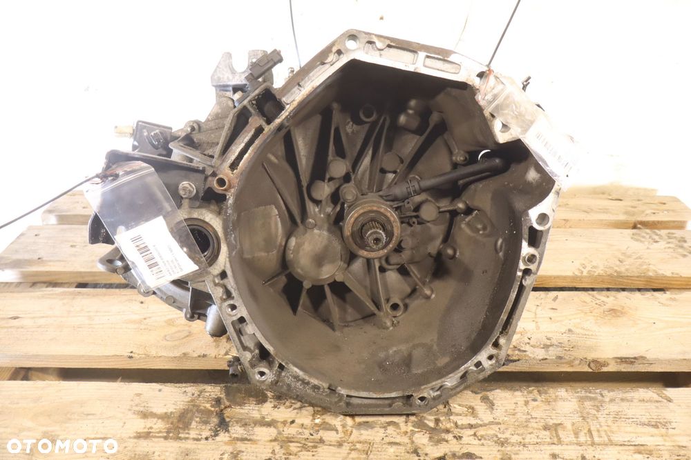 SKRZYNIA BIEGÓW 6 BIEGOWA NISSAN QASHQAI I 1.5DCI TL4113 - 1