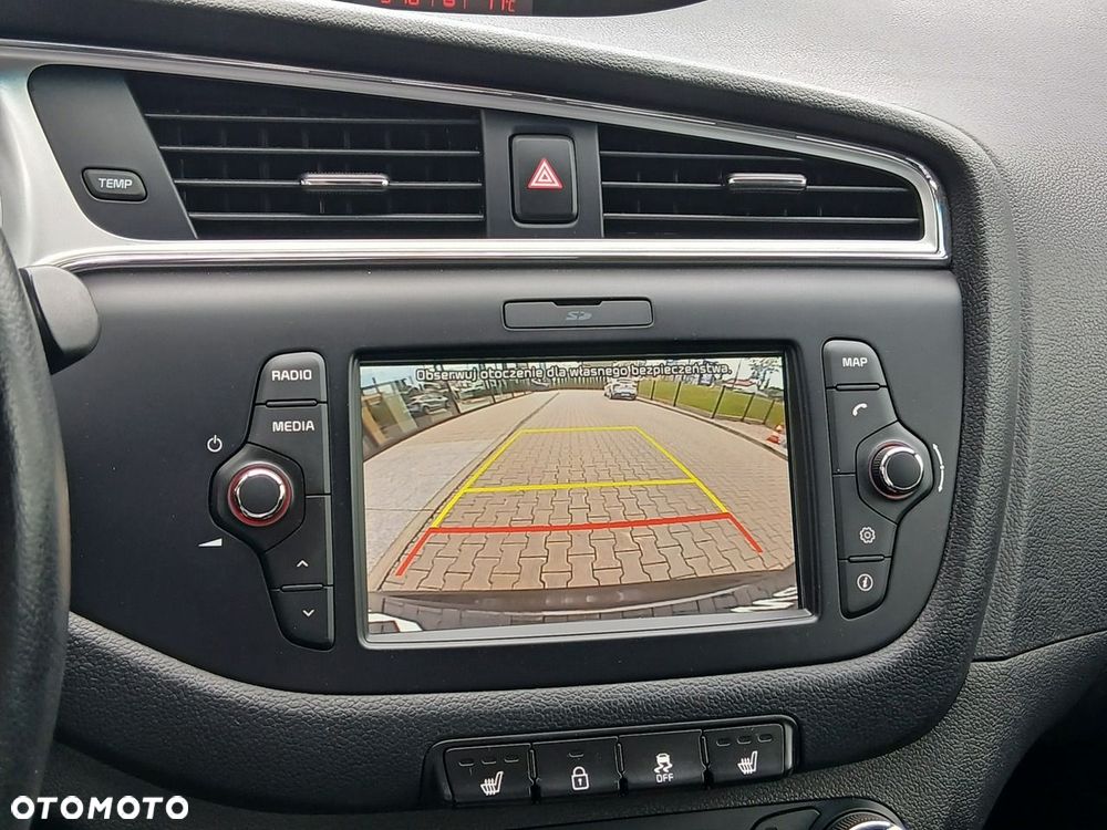 Kia Ceed 1.6 GDI Smart Plus - 24