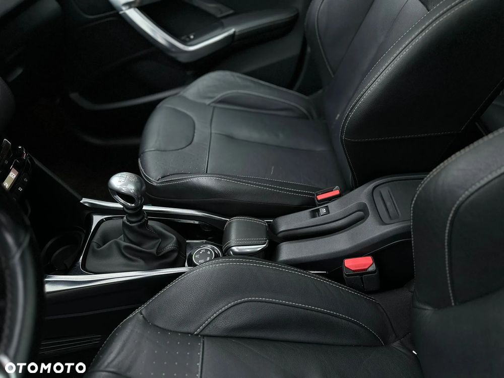 Peugeot 2008 Allure - 23