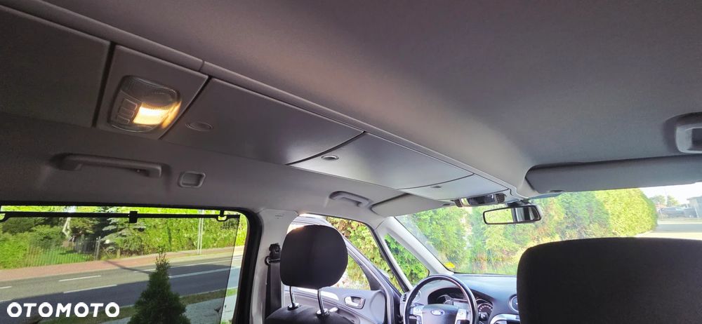 Ford Galaxy 2.0 TDCi Platinium X (Titanium) MPS6 - 35