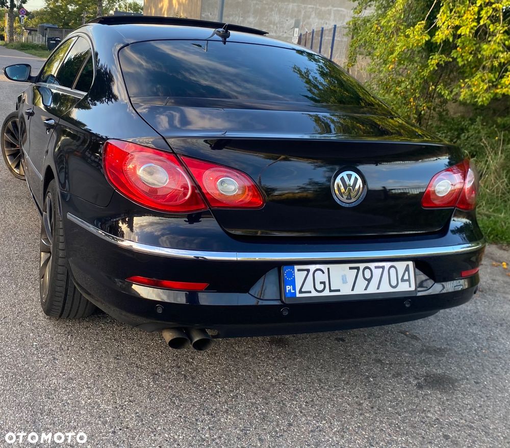 Volkswagen Passat CC - 1