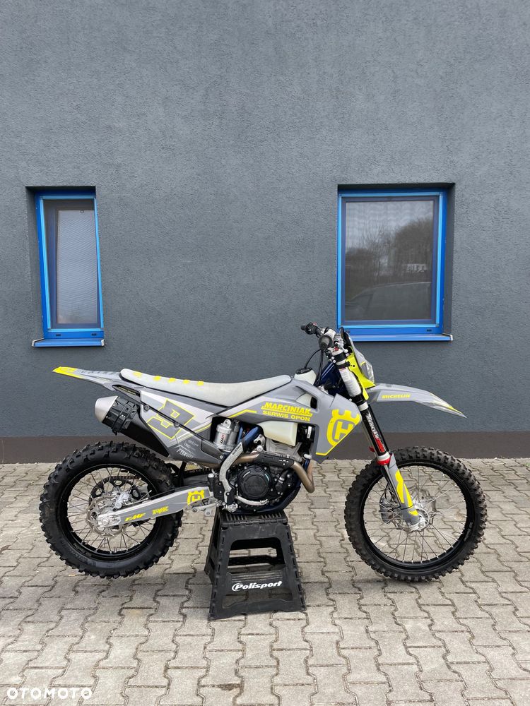 Husqvarna FE - 3