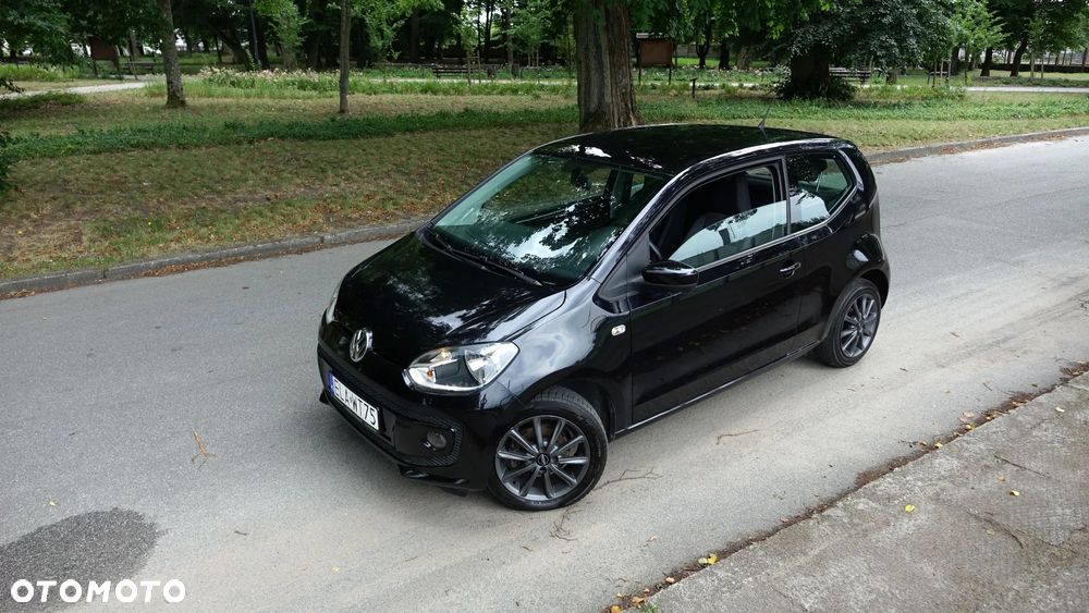 Volkswagen up! move - 1