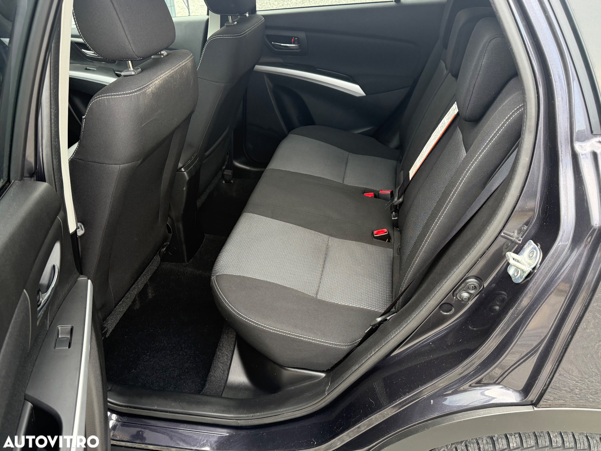 Suzuki SX4 S-Cross 1.6 Comfort - 16
