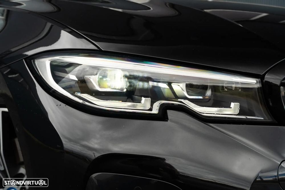BMW 330 e Pack M Auto - 32