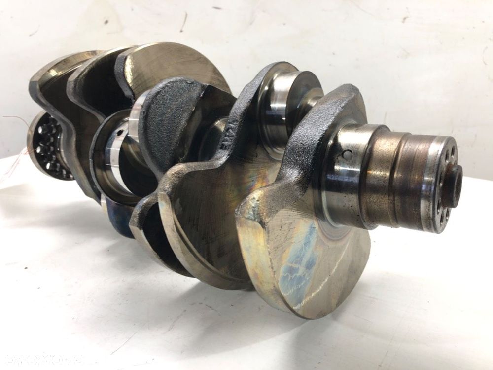 WAŁ KORBOWY  AUDI A6 C6 Avant (4F5) 2004 - 2011 3.0 TDI quattro 165 kW [225 KM] olej napędowy 2005 - 2