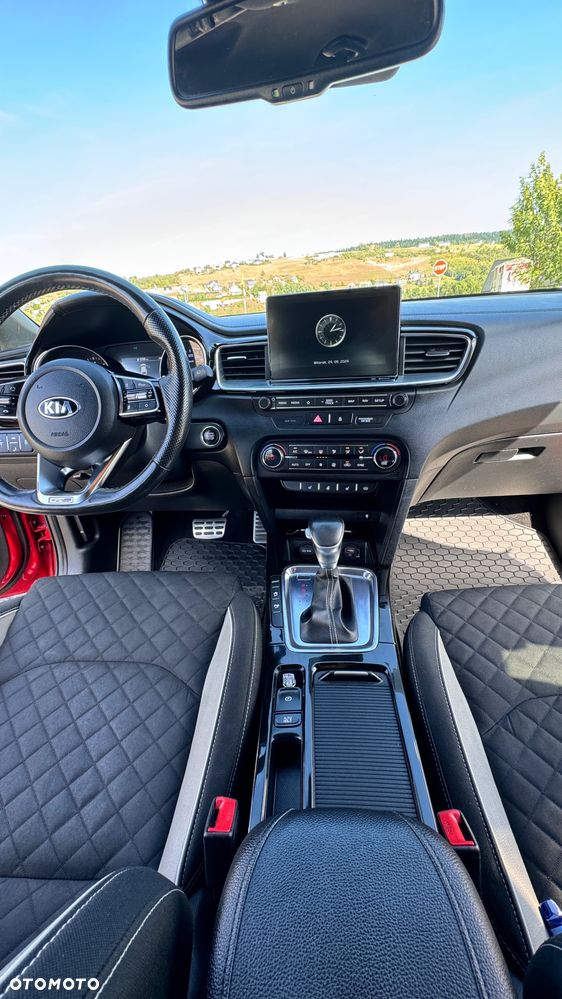 Kia ProCeed - 16