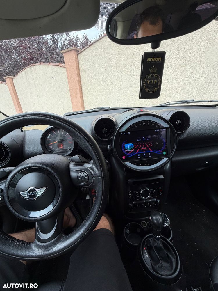Mini Countryman - 11