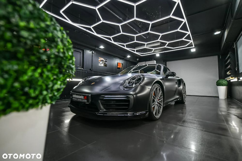 Porsche 911 - 4