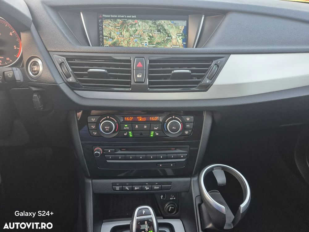 BMW X1 xDrive18d Aut. Sport Line - 8