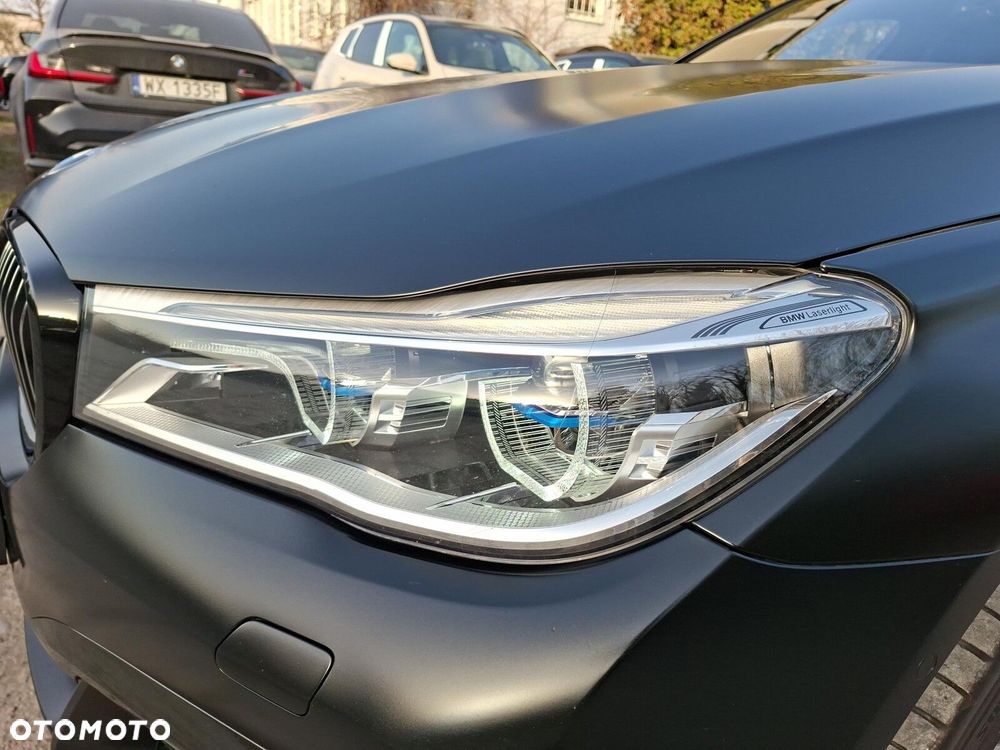 BMW Seria 7 750d xDrive sport - 33