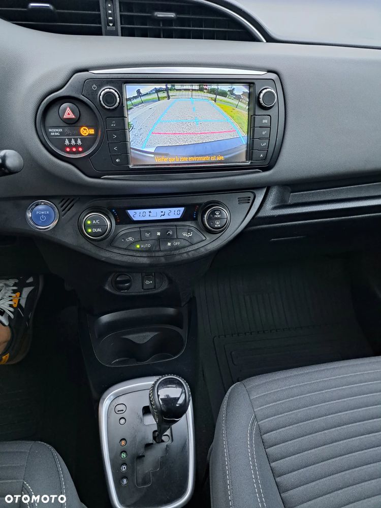 Toyota Yaris 1.5 VVT-i - 12
