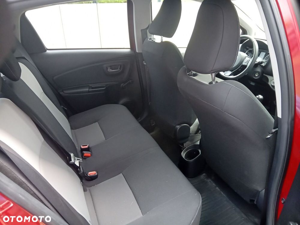 Toyota Yaris - 12