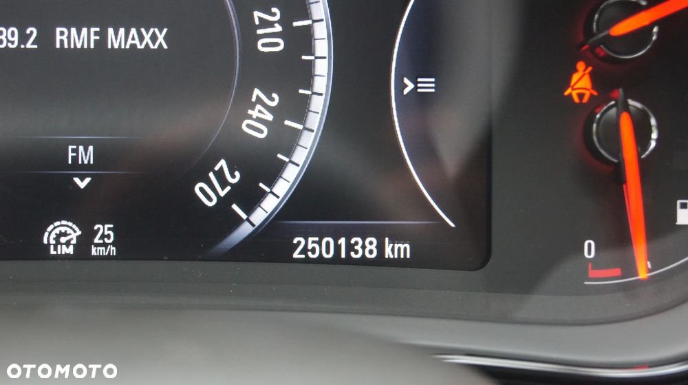 Opel Insignia 2.0 Exclusive - 17