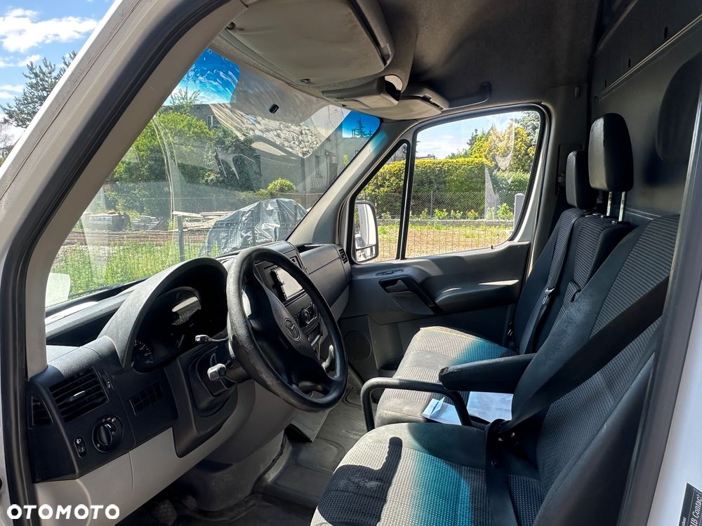 Mercedes-Benz SPRINTER - 5