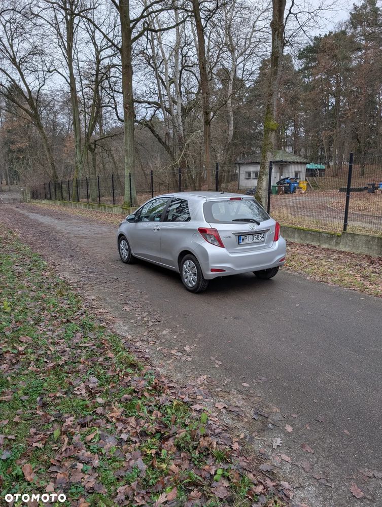 Toyota Yaris 1.33 Active - 5