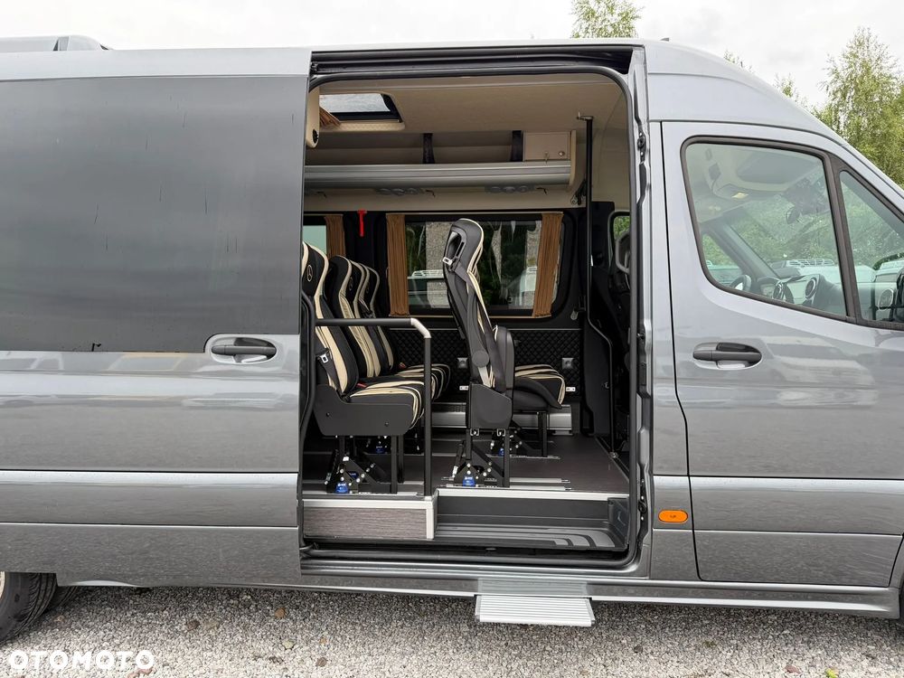 Mercedes-Benz Sprinter 519 - 15